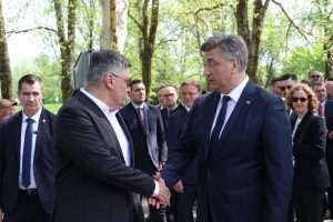 Zoran Milanović i Andrej Plenković na komemoraciji u spomen na žrtve ustaškog logora Jasenovac / Foto: Hina