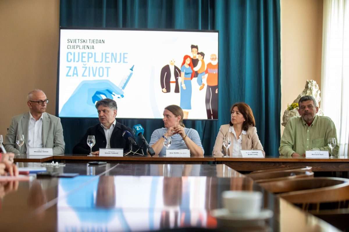 Konferencija za medije Hrvatskog epidemiološkog društva Hrvatskog liječničkog zbora/ Foto: Hina