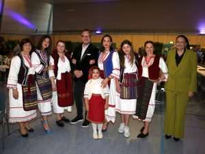 (FOTO) VEČER U KOJOJ SE SUSREĆE VJERA, TRADICIJA I NADA U BOLJE SUTRA: Oko tisuću ljudi na 8. Kotorvaroškoj večeri u Filderstadtu Kotorvaroška večer u Filderstadtu / Foto: Fenix (Željko Cindrić)