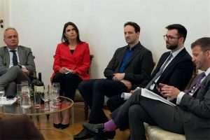 OTVORENE TEME OBRANE, HIBRIDNIH PRIJETNJI, GLOBALNIH KRIZA: Panel-rasprava o jačanju europske obrane u Veleposlanstvu RH u Berlinu Panel-rasprava “Strengthening Europe's Strategic Compass: Dialogue on Defence Policy and Cooperation”/ Foto: Janice Henry, Njemačko-hrvatski forum