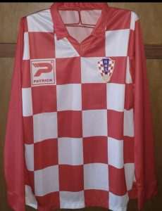 POVIJESNI DRES HRVATSKE REPREZENTACIJE: Godinama je „Vatrene“ odijevala tvrtka Patrick Čakovec POVIJESNI DRES HRVATSKE REPREZENTACIJE: Godinama je „Vatrene“ odijevala tvrtka Patrick Čakovec