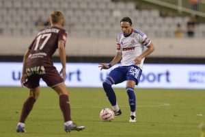 TEŠKO BEZ LIVAJE: Hajduk na Poljudu pogotkom Karačića u 85. minuti s 2:1 savladao Istru 1961 TEŠKO BEZ LIVAJE: Hajduk na Poljudu pogotkom Karačića u 85. minuti s 2:1 savladao Istru 1961