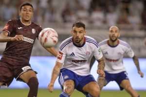 TEŠKO BEZ LIVAJE: Hajduk na Poljudu pogotkom Karačića u 85. minuti s 2:1 savladao Istru 1961 TEŠKO BEZ LIVAJE: Hajduk na Poljudu pogotkom Karačića u 85. minuti s 2:1 savladao Istru 1961