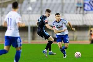 JADRANSKI DERBI BEZ POBJEDNIKA: Rokas Pukštas u sudačkoj nadoknadi donio bod Hajduku protiv Rijeke JADRANSKI DERBI BEZ POBJEDNIKA: Rokas Pukštas u sudačkoj nadoknadi donio bod Hajduku protiv Rijeke