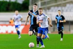 JADRANSKI DERBI BEZ POBJEDNIKA: Rokas Pukštas u sudačkoj nadoknadi donio bod Hajduku protiv Rijeke JADRANSKI DERBI BEZ POBJEDNIKA: Rokas Pukštas u sudačkoj nadoknadi donio bod Hajduku protiv Rijeke