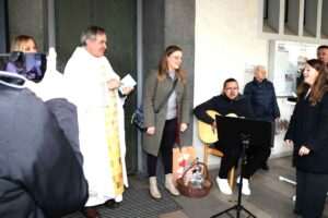 NAKON 6 GODINA SLUŽBE: Sv. misom u Bietigheim-Bissingenu od svojih vjernika se oprostio fra Ante Babić  