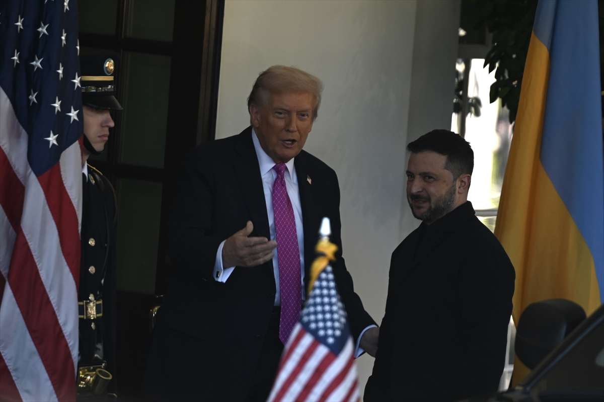 Američki predsjednik Donald Trump i ukrajinski predsjednik Volodimir Zelenskij,/ Foto: Anadolu