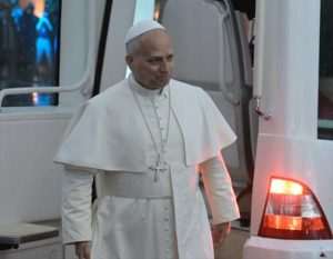 PAPA STIGAO U LIBANON: U znak dobrodošlice, u Bejrutu zvonila crkvena zvona, a čule su se i sirene s brodova PAPA STIGAO U LIBANON: U znak dobrodošlice, u Bejrutu zvonila crkvena zvona, a čule su se i sirene s brodova
