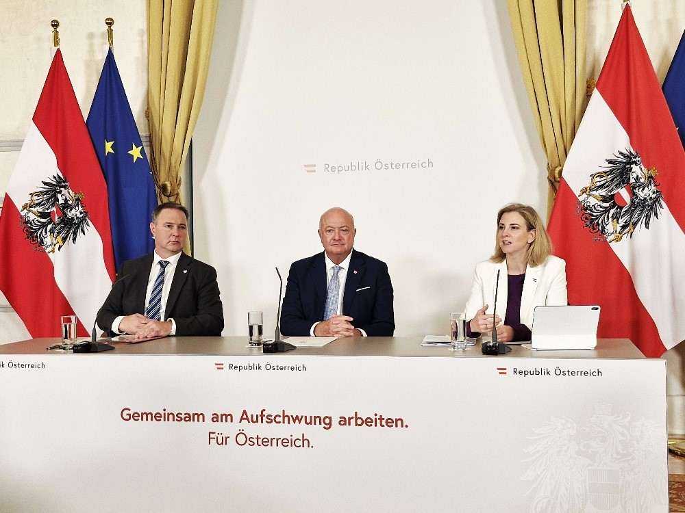 Potkancelar Babler, kancelar Stocker i šefica diplomacije Meinl-Reisinger (desno) / Foto: Fenix (Snježana Herek)