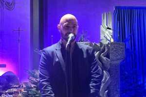 NA POZIV FRA IVANA GRUBIŠIĆA: Božićni koncert u Offenbachu/M sa Stijepom Gleđom Markosom i Maxom Hozićem polučio ogroman uspjeh NA POZIV FRA IVANA GRUBIŠIĆA: Božićni koncert u Offenbachu/M sa Stijepom Gleđom Markosom i Maxom Hozićem polučio ogroman uspjeh