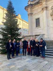 GOSTOVANJE GRADIŠĆANSKIH HRVATA: Predstavljene Putujuće panonska božićne jaslice u Dubrovniku GOSTOVANJE GRADIŠĆANSKIH HRVATA: Predstavljene Putujuće panonska božićne jaslice u Dubrovniku