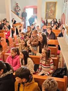 PROSLAVA SV. NIKOLE U VELIKOM BRDU: Više od 50 djece radosno čekalo sv. Nikolu