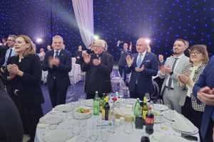 JANJEVAČKA VEČER 2026.: „Nikada ne smijemo zaboraviti progone koje je hrvatski narod na Kosovu pretrpio tijekom Domovinskog rata“ JANJEVAČKA VEČER 2026.: „Nikada ne smijemo zaboraviti progone koje je hrvatski narod na Kosovu pretrpio tijekom Domovinskog rata“