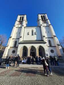 6. NOĆ HRVATA: Veleposlanik Glunčić: “Hrvatska zajednica Salzburg most je povezivanja Hrvatske s Austrijom” 6. NOĆ HRVATA: Veleposlanik Glunčić: “Hrvatska zajednica Salzburg most je povezivanja Hrvatske s Austrijom”