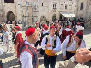 SRIJEDA U DUBROVNIKU: Mnogi su se pitali što to rade članovi Linđa SRIJEDA U DUBROVNIKU: Mnogi su se pitali što to rade članovi Linđa
