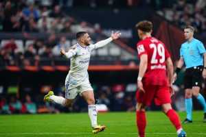 MATANOVIĆEV FREIBURG IZGUBIO U FINALU: Aston Villu slavila s 3:0 i osvojila svoj četvrti europski trofej MATANOVIĆEV FREIBURG IZGUBIO U FINALU: Aston Villu slavila s 3:0 i osvojila svoj četvrti europski trofej