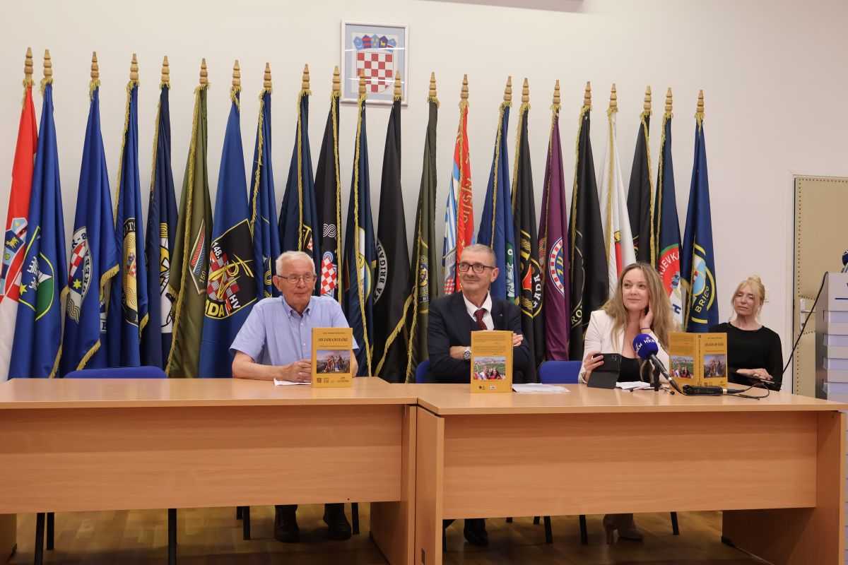 Stipe Botica, Marijana Dokoza i Ante Nadomir Tadiä Šutra / Foto: Fenix (IR)