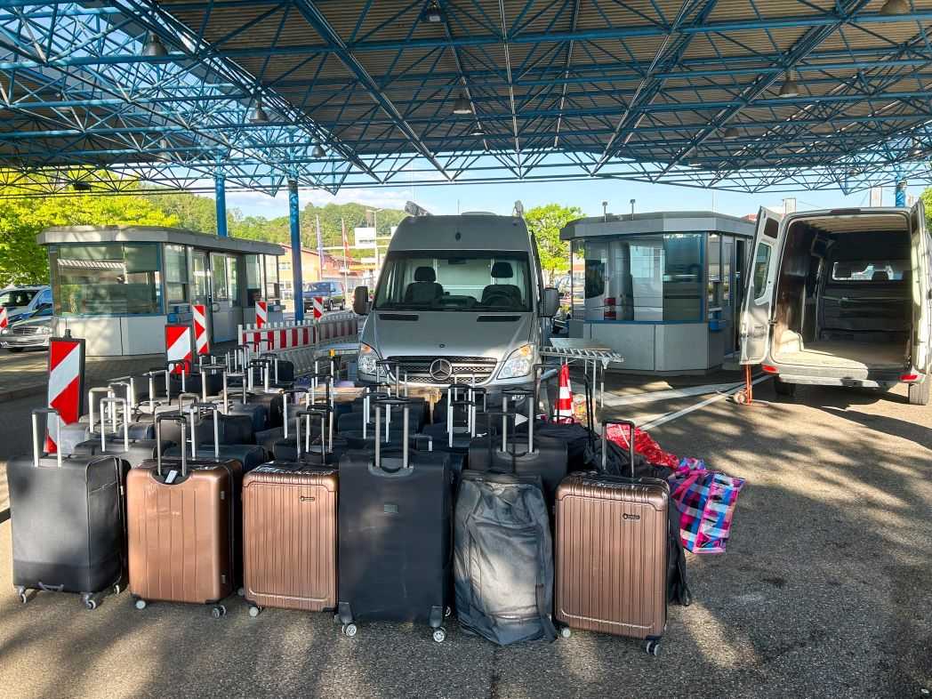 Koferi koje je otkrila carina / Foto: Savezni ured za carinu i graničnu sigurnost