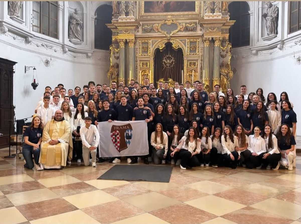 Mladi framaši u München / Foto: FRAMA München