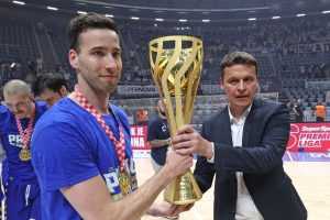 SLAVLJE I TUGA NA VIŠNJIKU: Cibona pred 9.000 navijača u Zadru osvojila 21. naslov prvaka Hrvatske