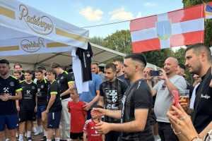 MEMORIJALNI TURNIR „MIJO LOVRIĆ“: "Hercegovina United" prva na turniru Livanjske zajednice Frankfurt