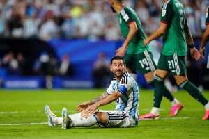 ARGENTINA PREGAZILA ALŽIR: Messi s 3 pogotka ispisao povijest