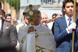 MADRID: Papa Lav XIV. okupio 1,2 milijuna ljudi i poslao oštru poruku protiv zidova i mržnje MADRID: Papa Lav XIV. okupio 1,2 milijuna ljudi i poslao oštru poruku protiv zidova i mržnje