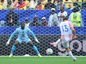 HRVATSKA NASTAVLJA NATJECANJE U TORONTU: Vatreni protiv Gane upisali drugu pobjedu na SP-u HRVATSKA NASTAVLJA NATJECANJE U TORONTU: Vatreni protiv Gane upisali drugu pobjedu na SP-u