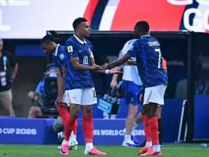 NEZAUSTAVLJIVA FRANCUSKA: Kylian Mbappe i društvo s 3:0 izbacili Švedsku sa SP-a NEZAUSTAVLJIVA FRANCUSKA: Kylian Mbappe i društvo s 3:0 izbacili Švedsku sa SP-a