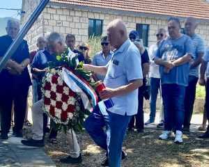 KOMEMORACIJA "FENIXOVCIMA" U TRNBUSIMA: Sv. misom i molitvom obilježena 54. obljetnica žrtve pripadnika skupine „Fenix ’72“ KOMEMORACIJA "FENIXOVCIMA" U TRNBUSIMA: Sv. misom i molitvom obilježena 54. obljetnica žrtve pripadnika skupine „Fenix ’72“