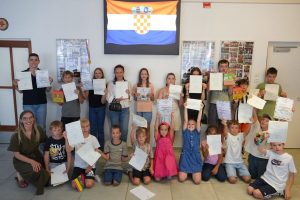 FRIEDRICHSHAFEN: Veseli završetak školske godine uz predstavu „Posljednji dan škole“  