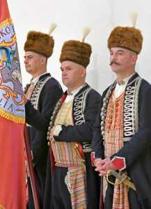 NASTAVLJENA TRADICIJA: Održano XII. pokrajinsko hodočašće Hrvatske vojske, policije i branitelja Gospi Sinjskoj Hodočašće Hrvatske vojske u Sinj / Foto: Petar Malbaša